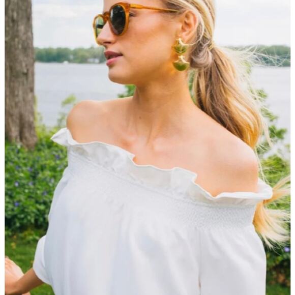 TUCKERNUCK White Off The Shoulder Marguerite Top NWT Size XS - Picture 2 of 12